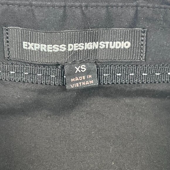 Express Design Studio Black XS Button Up Tank Top Collar Silver Buttons - Picture 2 of 10